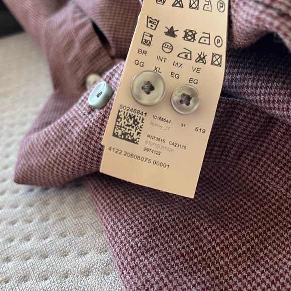 Hugo Boss dress shirt - Picture 7 of 8